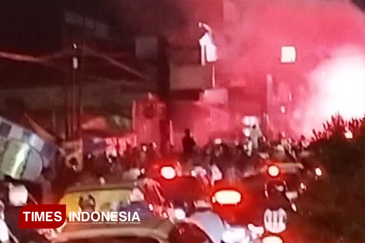 Ribuan Bobotoh Padati Pusat Kota Tasikmalaya untuk Rayakan Gelar Juara Persib Bandung