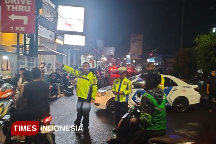 Sejumlah-personel-polisi-berjaga-2.jpg