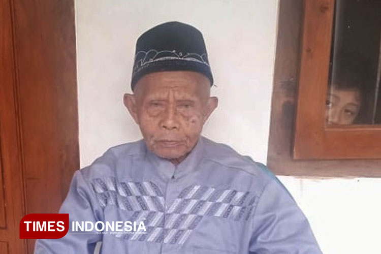 Jemaah Haji Tertua Asal Pacitan Berusia 97 Tahun, Berangkat ke Tanah Suci 17 Mei 2025