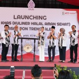 Dukung Pertumbuhan UMKM Halal, Bank Jatim dan Pemkab Trenggalek Luncurkan Zona KHAS Pasar Pon