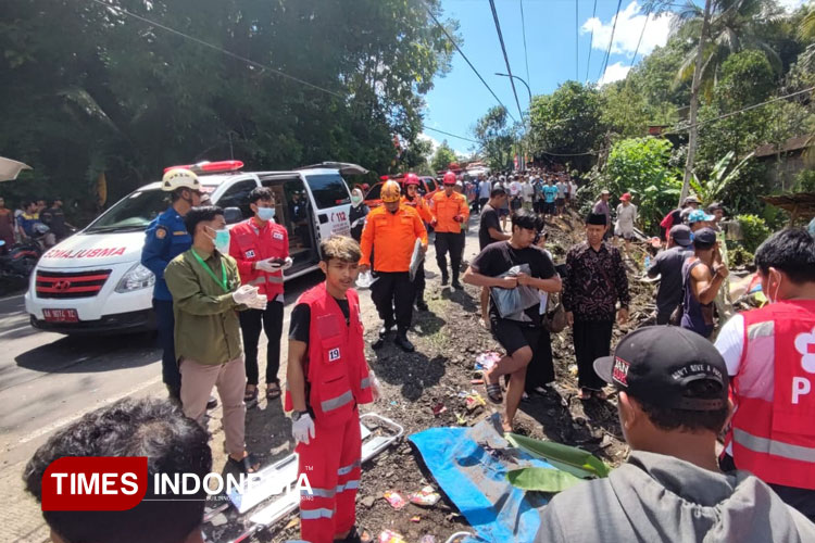 11-Korban-meninggal-Kecelakaan-Maut-2.jpg