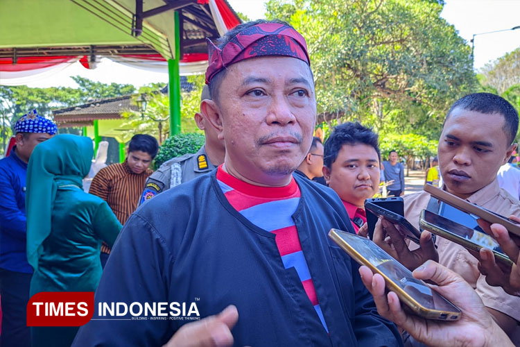Bupati Bondowoso Abdul Hamid saat dikonfirmasi (FOTO: Moh Bahri/TIMES Indonesia)