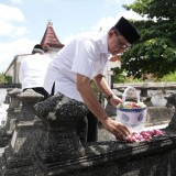 HUT ke-109 Sleman: Wujud Hormat Pemkab lewat Ziarah ke Makam Tokoh Pendahulu