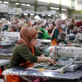 Upah Buruh Tak Kunjung Naik, Indonesia Harus Tinggalkan Industri Padat Karya