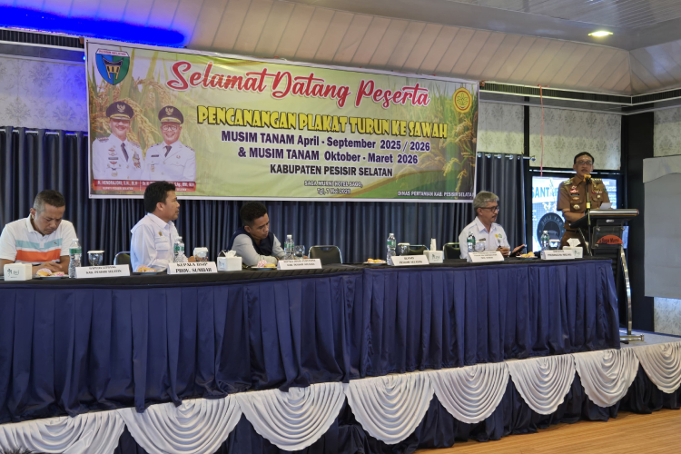 Rapat Pencanangan Plakat Turun Sawah yang dilaksanakan pada 7 Mei 2025 di Hotel Saga Murni, Kabupaten Pesisir Selatan, Sumatra Barat. (Foto: Polbangtan Malang for TIMES Indonesia)