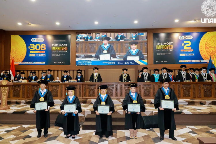 Dalam Pengukuhan Guru Besar, Rektor UNAIR Singgung Kebermanfaatan Alam