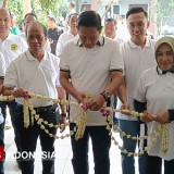 Pak Yes Resmikan Poli Bedah Mulut dan Instalasi Farmasi RSUD dr. Soegiri Lamongan