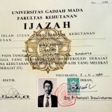 Keluarga Jokowi Hadirkan Ijazah Asli ke Bareskrim Polri