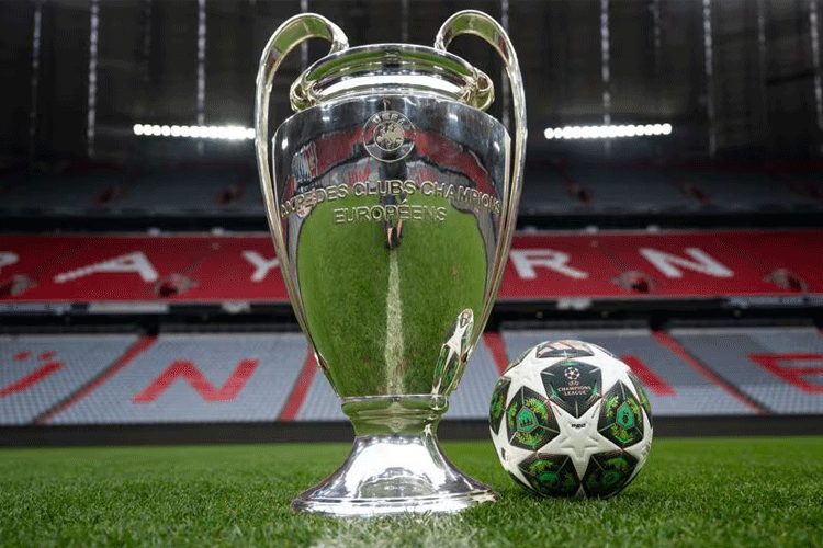 Tropi Liga Champions musim 2025 akan diperebutkan antara Inter Milan dan Paris Saint Germain dalam laga final di Munich Football Arena, Jerman pada Sabtu, 31 Mei 2025. (foto: UEFA)