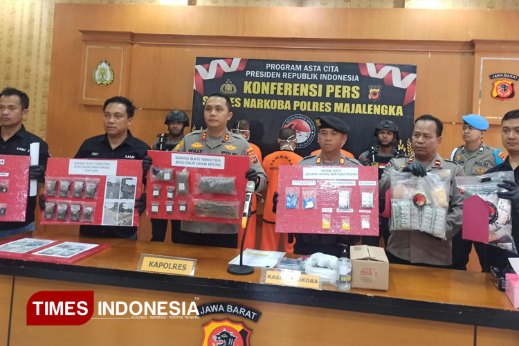 Polres Majalengka menggelar konferensi pers tindak pidana narkoba. (FOTO: Jaja Sumarja/TIMES Indonesia)