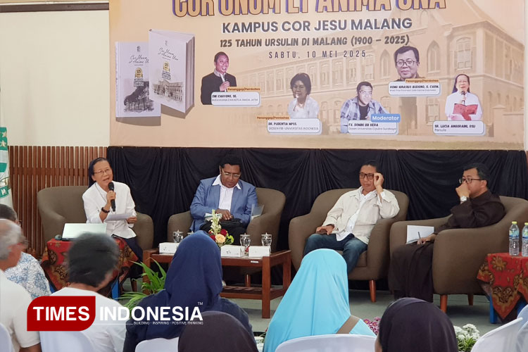 Acara launching buku Cor Unum Et Anima Una di Kampus Cor Jesu Malang, Sabtu (10/5/2025). (FOTO: Achmad Fikyansyah/TIMES Indonesia)
