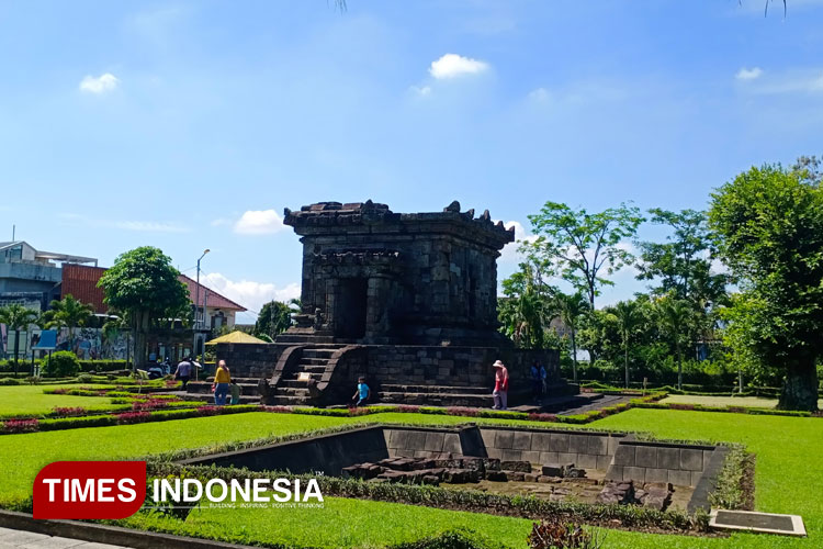 Candi-Badut-a.jpg