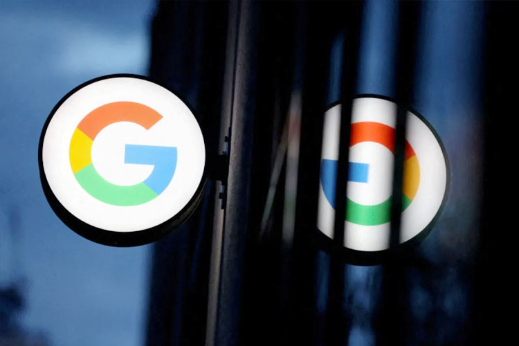Logo Google. (FOTO: REUTERS/Andrew Kelly)