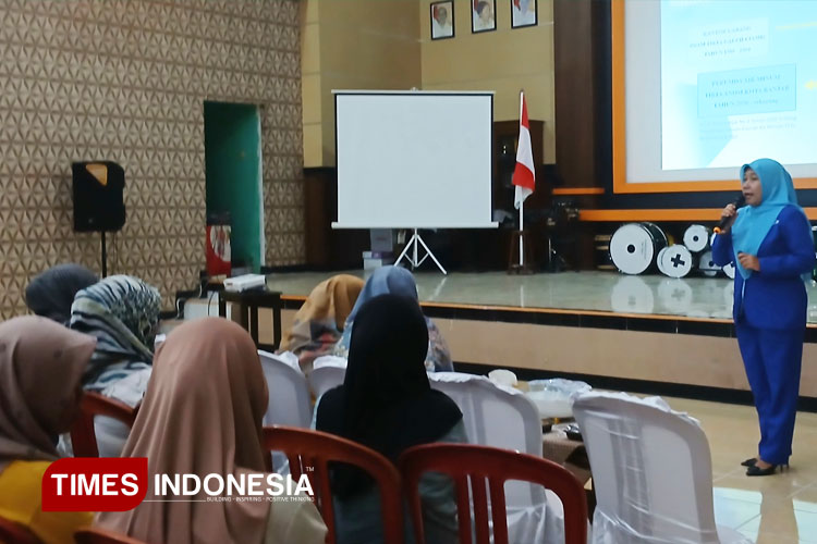 Sosialisasi pemutihan bagi pelanggan PDAM Tirta Anom non aktif yang memiliki tunggakan tagihan dari tahun 2017 hingga 2024. (FOTO: Susi/TIMES Indonesia)