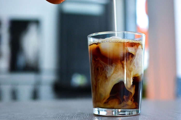 Tiga-Resep-Kopi-Kekinian-ala-Kafe-B.jpg