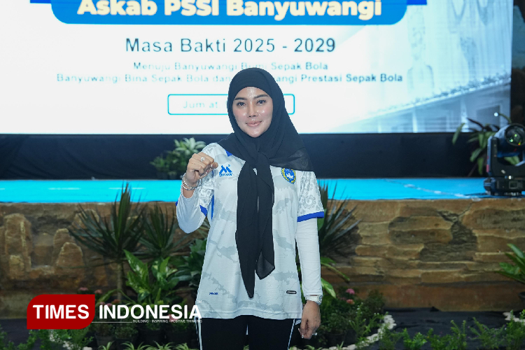 Pengurus Askab PSSI Banyuwangi, Desi Prakasiwi. (Foto: Dok. TIMES Indonesia).