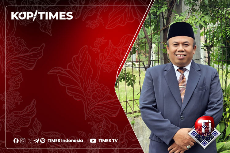 Toto Suharto Guru Besar dan Rektor UIN Raden Mas Said Surakarta