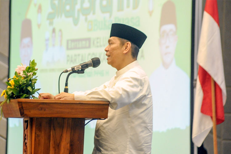 Wakil Ketua DPR RI dari Fraksi Partai Golkar, Adies Kadir saat Sosialisasi KUHAP di Surabaya (FOTO: dok Adies Kadir).