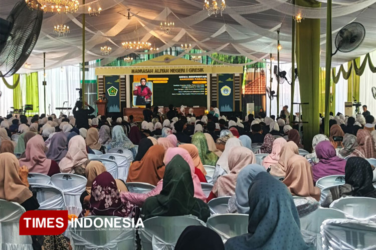 Tasyakuran Lulusan Siswa Sekolah Gresik Bebani Wali Murid, Pungutan Capai Jutaan Rupiah