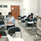 Pengajar UM dan Unesa Kembangkan Kelas Inovatif BIPA Lewat Cerita Rakyat