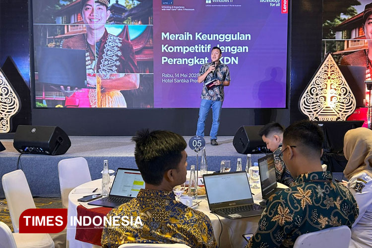 Lenovo Resmikan Dua Produk Standar TKDN di Surabaya
