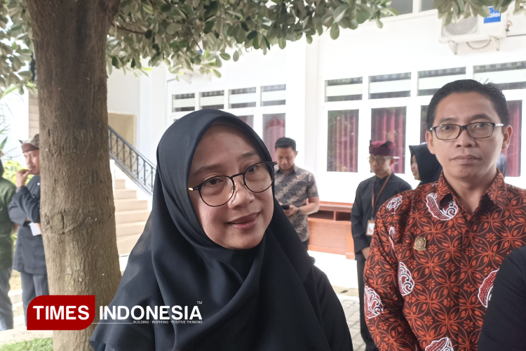 Foto. Bupati Banyuwangi, Ipuk Fiestiandani, jumpa pers usai Deklarasi SPMB untuk ajaran 2025/2026. (FOTO: Ikromil Aufa/TIMES Indonesia)