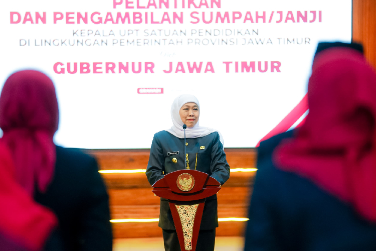 Gubernur-Khofifah-b-9.jpg