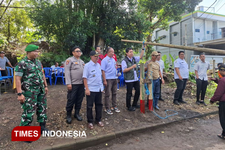 Pembukaan-TPA-Randuagung.jpg