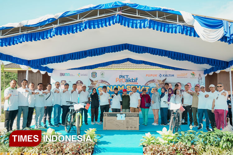 Pupuk Kaltim Peduli Kesehatan Masyarakat Sekitar Perusahaan Lewat Pemeriksaan Gratis