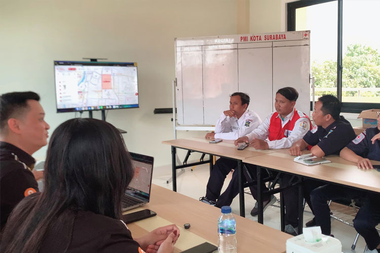 cara-kerja-GPS-Tracker-kepada-PMI-Surabaya-2.jpg
