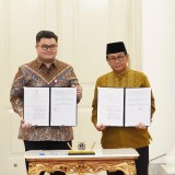 Bupati Kediri Bersama Gubernur DKI Tandatangani Kesepakatan Bersama Kembangkan Potensi Daerah dan Peningkatan Layanan Publik