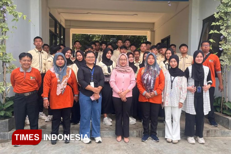 Kunjungan Industri SMK Bhakti Mulia Pare Kediri ke KEK Singhasari. (Foto: Yurike Elfa J/AJP TIMES Indonesia)