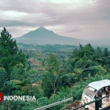 Melihat Gemerlap Kota dari Pintu Langit Prigen, Sejenak Tinggalkan Surabaya