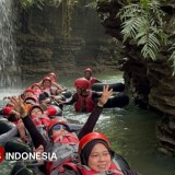 Temukan Pengalaman Baru di Santirah River Tubing Pangandaran, View-nya Bikin Melongo!