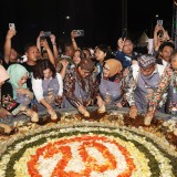 Nostalgia THR-TRS, Pemkot Surabaya Gelar Festival Rujak Uleg 2025