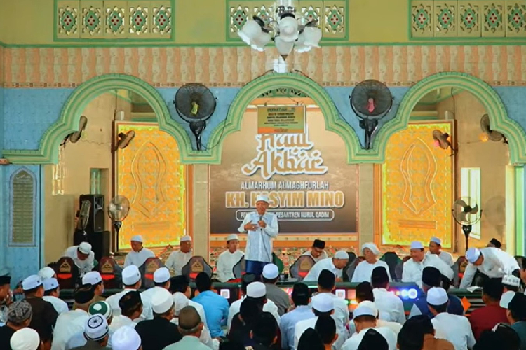Haul-ke-38-KH-Hasyim-Mino-B.jpg