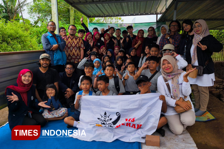 Mahasiswa Sejarah Universitas Negeri Malang Dorong Kepedulian Generasi Muda terhadap Candi Pendem