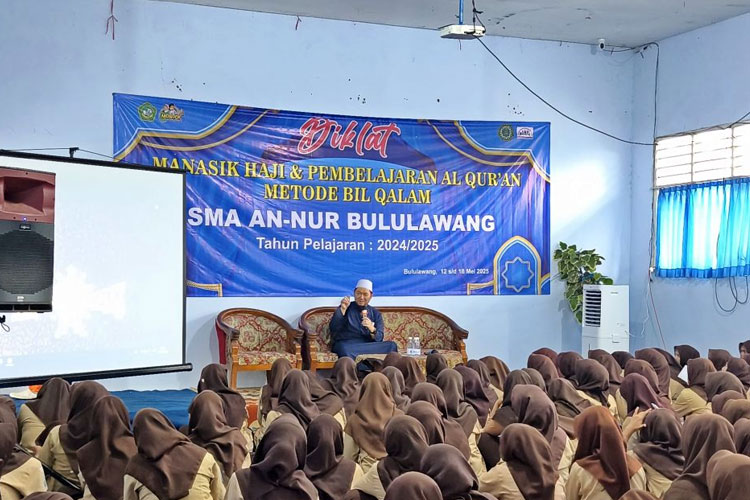 Kegiatan Manasik Haji Kelas XII SMA An Nur Bululawang, Malang