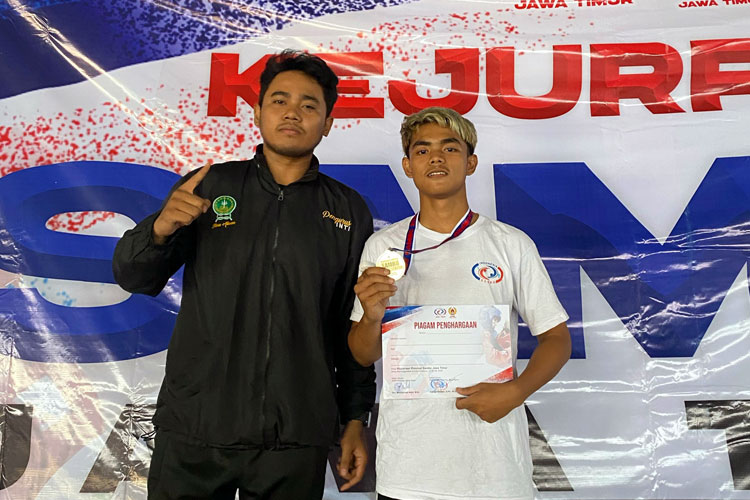 Atlet Probolinggo Raih Medali Perak di Kejurprov Sambo 2025