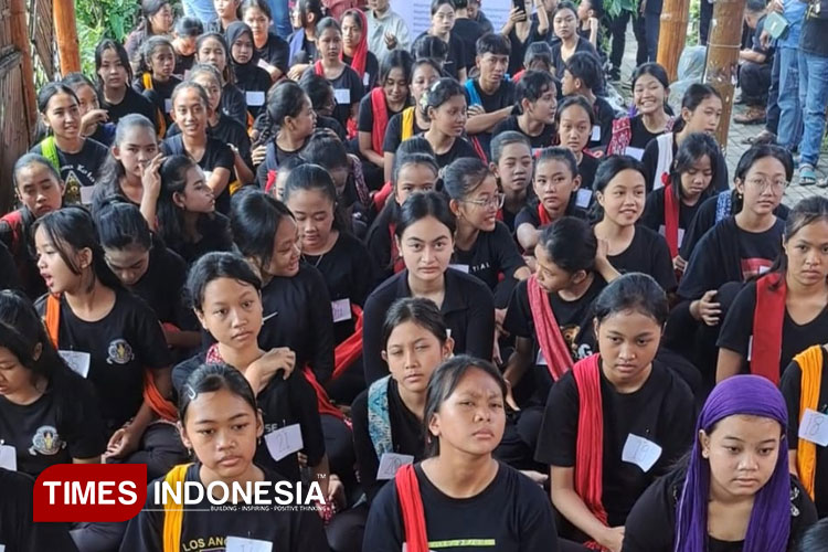 Kampung-Budaya-Polowijen-b.jpg