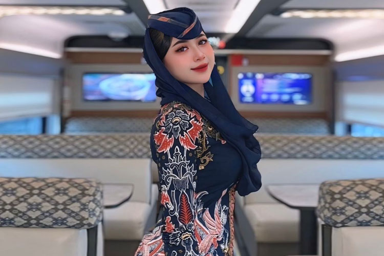 Pesona Lutvia di Kereta Api: Bukan Cuma Anggun, tapi Juga Inspirasi Perempuan Mandiri