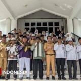 Pemkab Lepas Keberangkatan 16 Jemaah Calon Haji Asal Sumba Timur