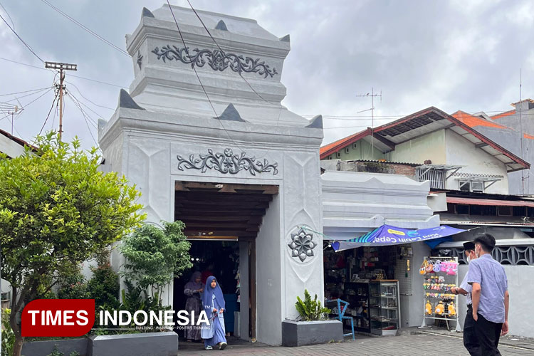 makam-Sunan-Ampel-b.jpg