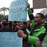 Wamenaker Dukung Tuntutan Pengemudi Ojol: Negara Harus Hadir Lindungi Mitra