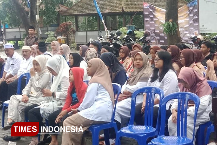 walimurid-dan-guru.jpg