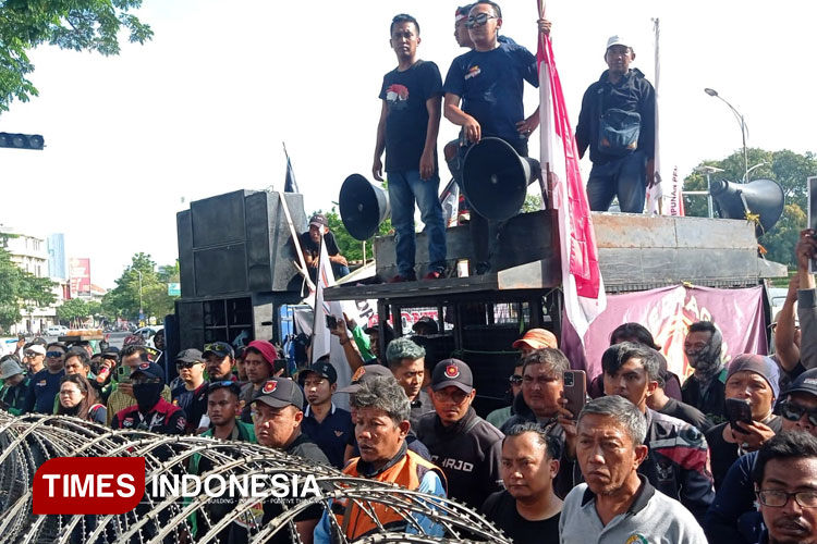 Aksi-demo-driver-ojek-online-1.jpg