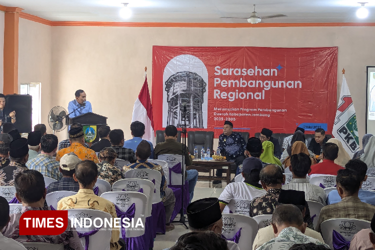 Warga Ungkapkan Unek-unek Pembangunan ke Fraksi PKB DPRD Jombang