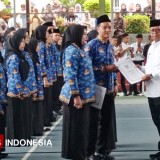 Bupati Majalengka Lantik PPPK dan Serahkan SK Pengangkatan CPNS Formasi 2024