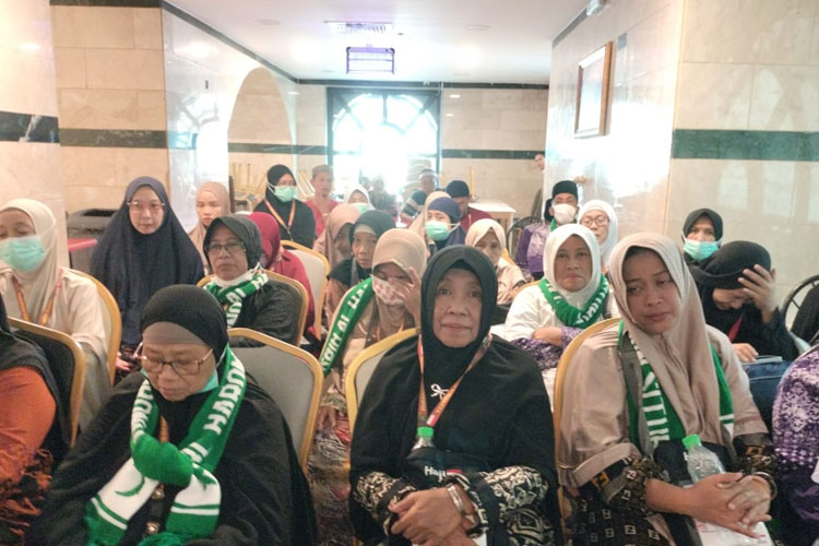 Jemaah Haji SUB 48 Ikuti Pembinaan Ibadah dan Persiapan Manasik di Madinah
