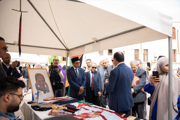Salah satu stan di Festival Budaya yang diikuti oleh PPI Tunisia. Foto: PPI Tunisia